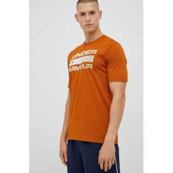 Under Armour tricou barbati, culoarea portocaliu, cu imprimeu de firma original