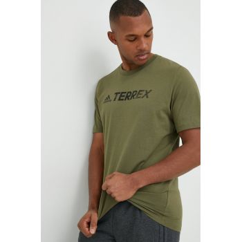 adidas TERREX tricou din bumbac culoarea verde, cu imprimeu