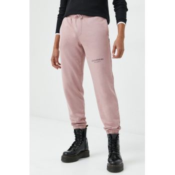 Only & Sons pantaloni de trening barbati, culoarea roz, cu imprimeu