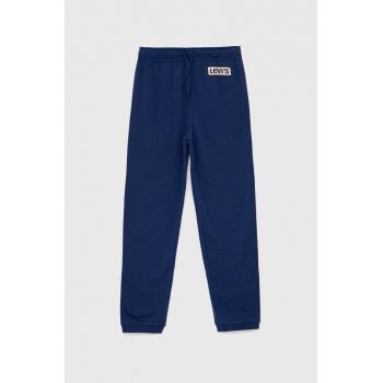 Levi's pantaloni de trening pentru copii culoarea albastru marin, cu imprimeu de firma originali