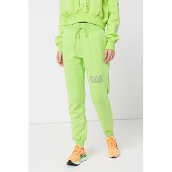 Pantaloni sport cu logo Swoosh
