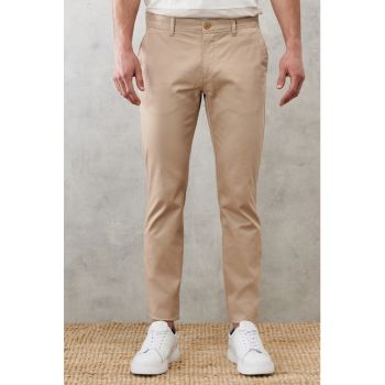 Pantaloni chino slim fit cu talie medie