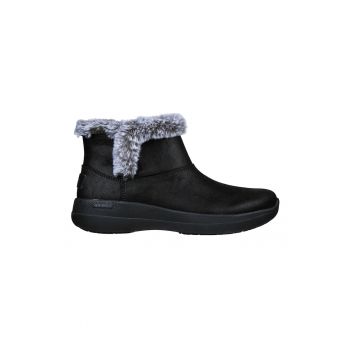 Ghete cu detalii de blana sintetica Go Walk Stability
