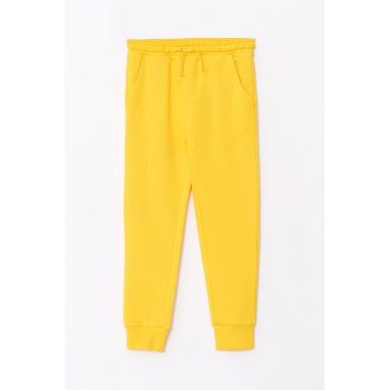 Pantaloni sport cu talie ajustabila