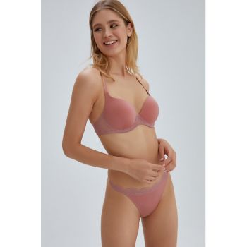 Sutien push-up cu detalii din dantela