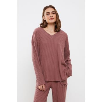 Pijama cu striatii si decolteu in V