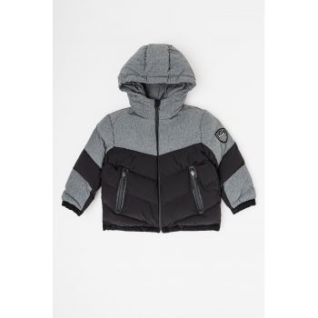 Geaca cu model colorblock