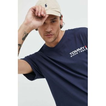 Tommy Jeans tricou din bumbac , culoarea albastru marin, cu imprimeu