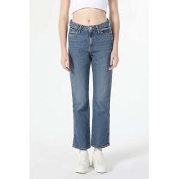 Blugi boyfriend crop cu aspect decolorat