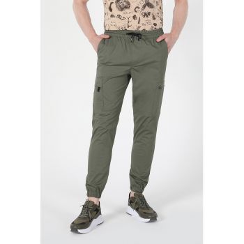 Pantaloni cargo slim fit cu snur