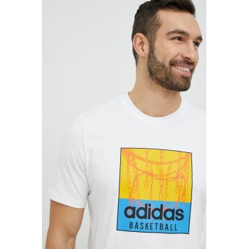 Adidas Originals tricou din bumbac culoarea alb, cu imprimeu