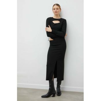 Gestuz rochie culoarea negru, maxi, evazati