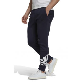 Pantaloni sport conici cu logo Essentials