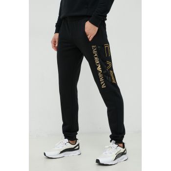 EA7 Emporio Armani pantaloni de trening barbati, culoarea negru, cu imprimeu