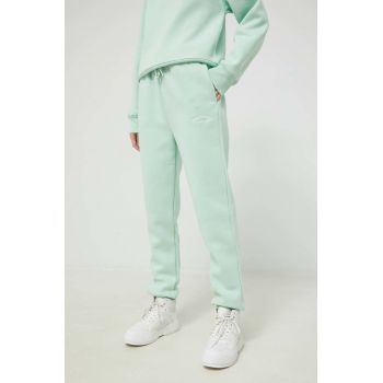 Juicy Couture pantaloni de trening femei, culoarea verde, cu imprimeu de firma original