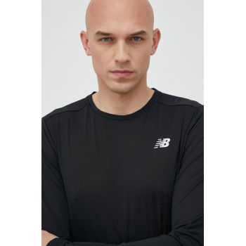 New Balance longsleeve pentru alergare Accelerate culoarea negru, neted