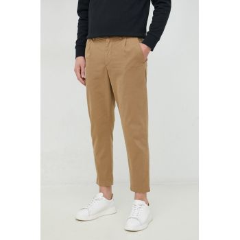 BOSS pantaloni Boss Casual barbati, culoarea bej, cu fason chinos