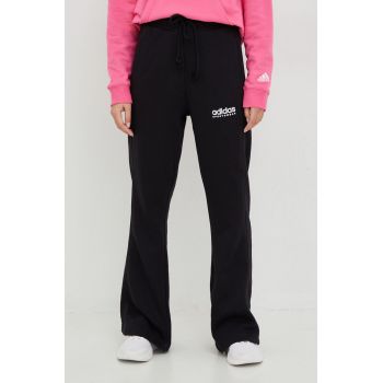 Adidas pantaloni de trening femei, culoarea negru, cu imprimeu de firma original