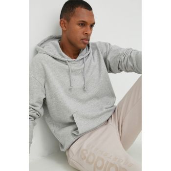 Adidas bluza barbati, culoarea gri, cu glugă, melanj
