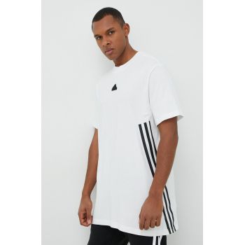 Adidas tricou din bumbac culoarea alb, cu imprimeu ieftin