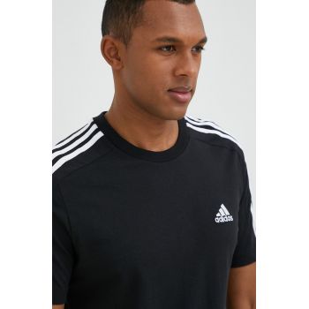 adidas tricou din bumbac culoarea negru, cu imprimeu IC9334