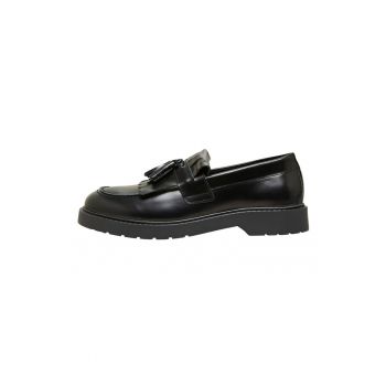 Pantofi loafer de piele la reducere