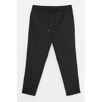 Pantaloni sport uni cu snur de ajustare