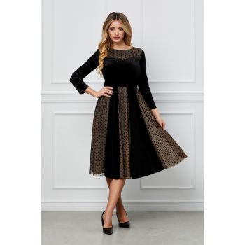 Rochie mini evazata cu buline ieftina Rochie mini evazata cu buline ieftina