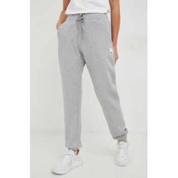 Adidas pantaloni de trening femei, culoarea gri, melanj ieftin