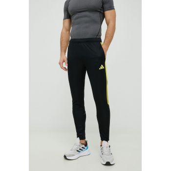 Adidas Performance pantaloni de antrenament Tiro 23 barbati, culoarea negru, cu imprimeu ieftini