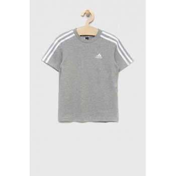 Adidas tricou de bumbac pentru copii LK 3S CO culoarea gri, melanj