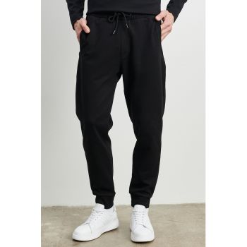 Pantaloni sport cu snur de ajustare in talie