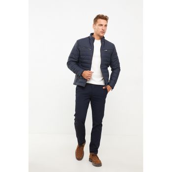 Geaca slim fit matlasata