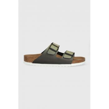 Birkenstock papuci Arizona barbati, culoarea maro, 1024523