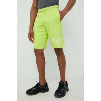 EA7 Emporio Armani pantaloni scurti barbati, culoarea verde