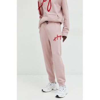HUGO pantaloni de trening din bumbac barbati, culoarea roz, cu imprimeu