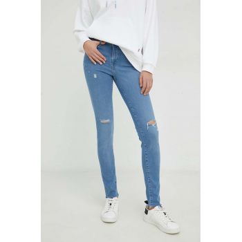 Levi's jeansi 711 Skinny femei medium waist ieftini