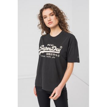 Tricou cu decolteu la baza gatului - imprimeu si maneci cazute