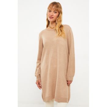 Pulover tricotat fin cu model lung