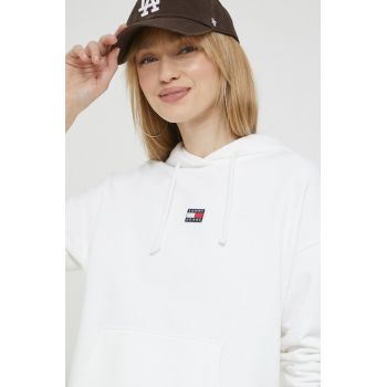 Tommy Jeans hanorac de bumbac femei, culoarea alb, cu glugă, cu imprimeu