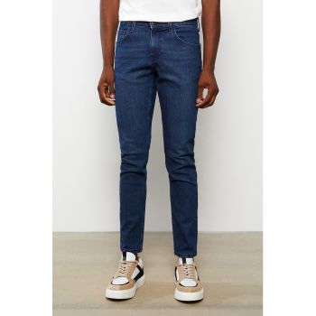 Blugi skinny cu model cu 5 buzunare