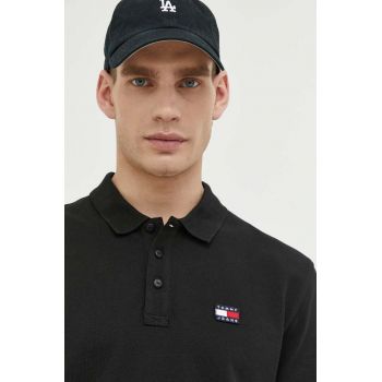 Tommy Jeans polo de bumbac culoarea negru, cu imprimeu