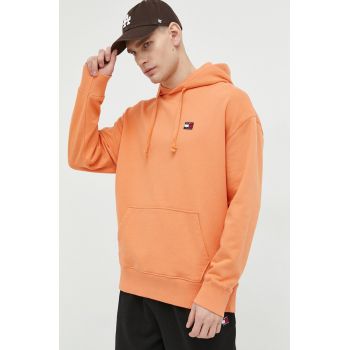 Tommy Jeans hanorac de bumbac barbati, culoarea portocaliu, cu glugă, cu imprimeu de firma original