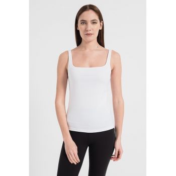 Top slim fit cu decolteu patrat Top slim fit cu decolteu patrat
