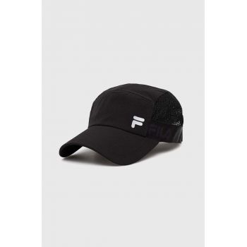 Fila sapca culoarea negru, neted