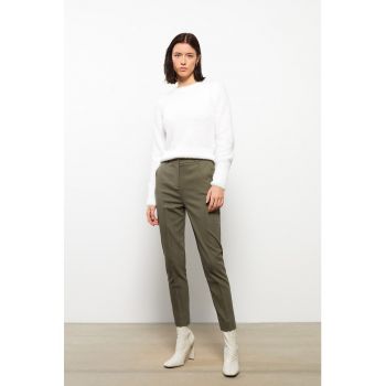 Pantaloni chino crop cu talie medie