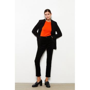 Pantaloni crop catifelati