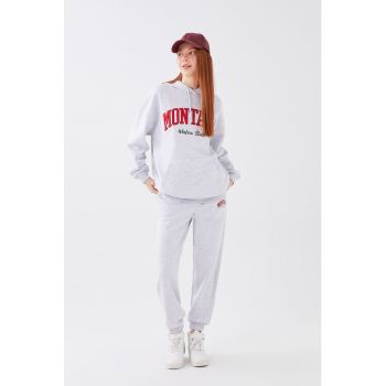 Pantaloni sport cu snur in talie