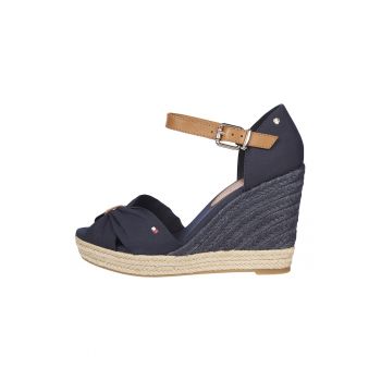 Sandale wedge tip espadrile la reducere