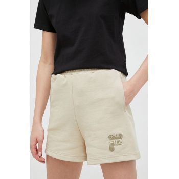 Fila pantaloni scurti din bumbac culoarea bej, cu imprimeu, high waist ieftini